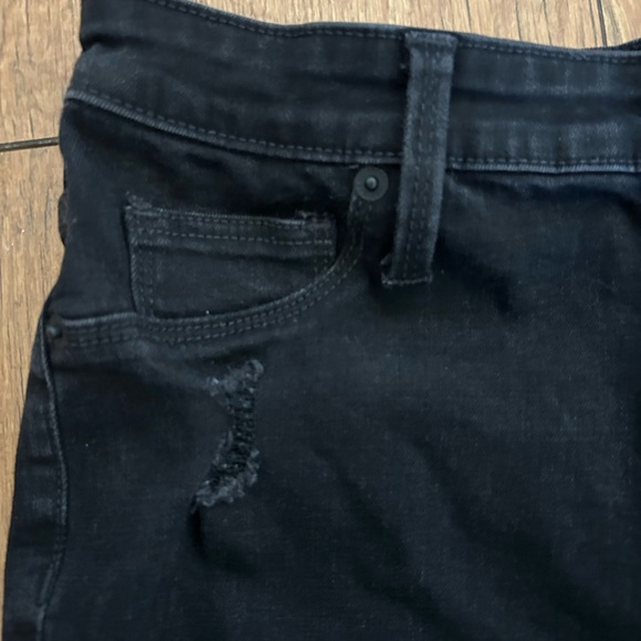 Black Distressed Women High Waist Jeans - Picture 3 of 9